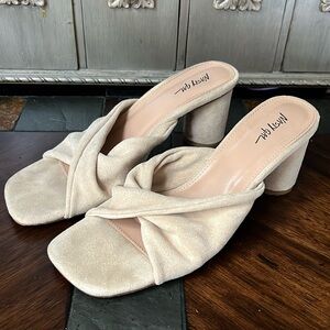 NASTY GAL Faux Suede Twisted Block Heels